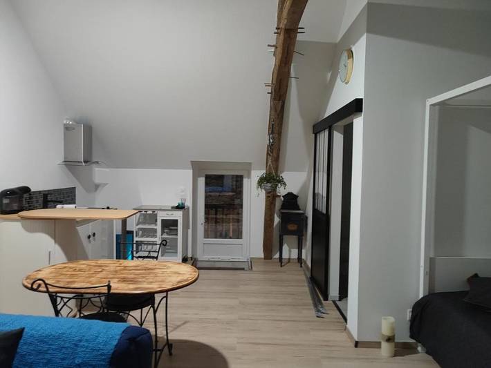 Gîte pour 2 personnes, avec balcon et vue dans Celon - 4