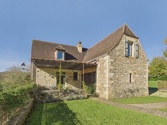 Location de vacances pour 10 personnes, avec jardin et terrasse à Les Eyzies-de-Tayac-Sireuil - 2