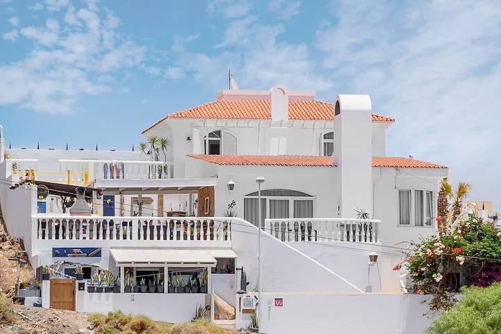 Location de vacances pour 15 personnes, avec Balcon et Jardin à Tarajalejo