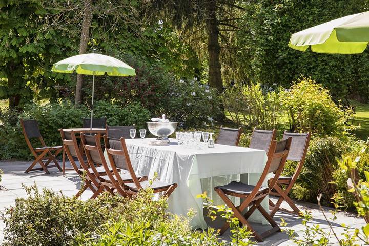 Ehemaliges Kutscherhaus mit fantastischem Garten für große Gruppen und Familien in Manhagen, Ostholstein