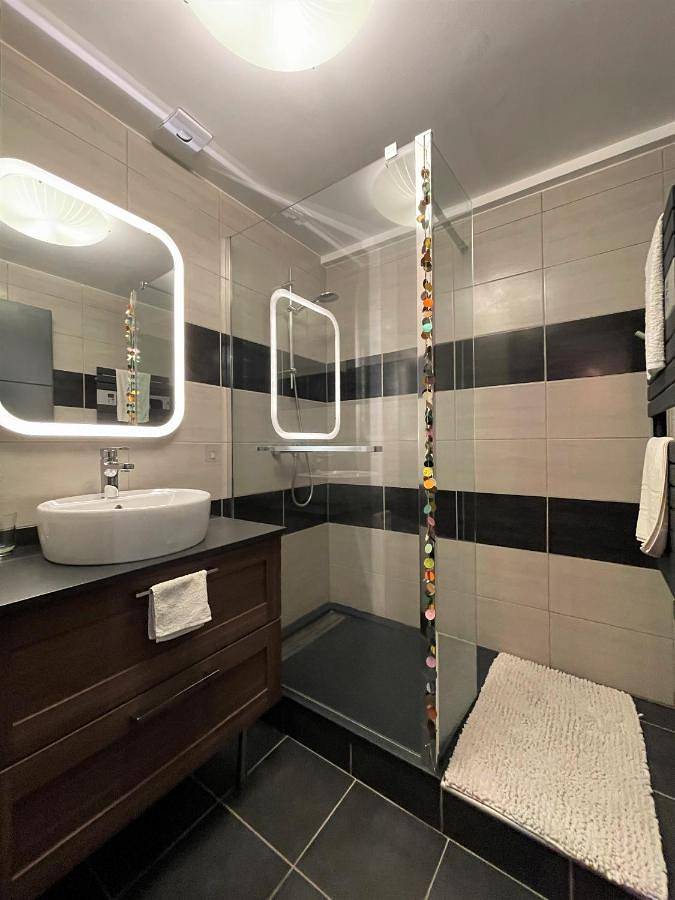 Appartement entier, T2 de 40 m2 - facile d’accès, lumineux et au calme in Saint-Genest-Lerpt, Loire