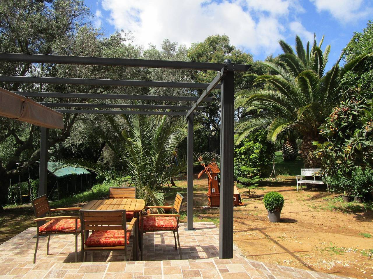 Ferienwohnung mit Terrasse und Gemeinschaftspool in São Sebastião, Lagos