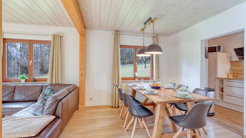 Ferienhaus für 7 Personen, mit Sauna und Garten, mit Haustier in Kirchheim