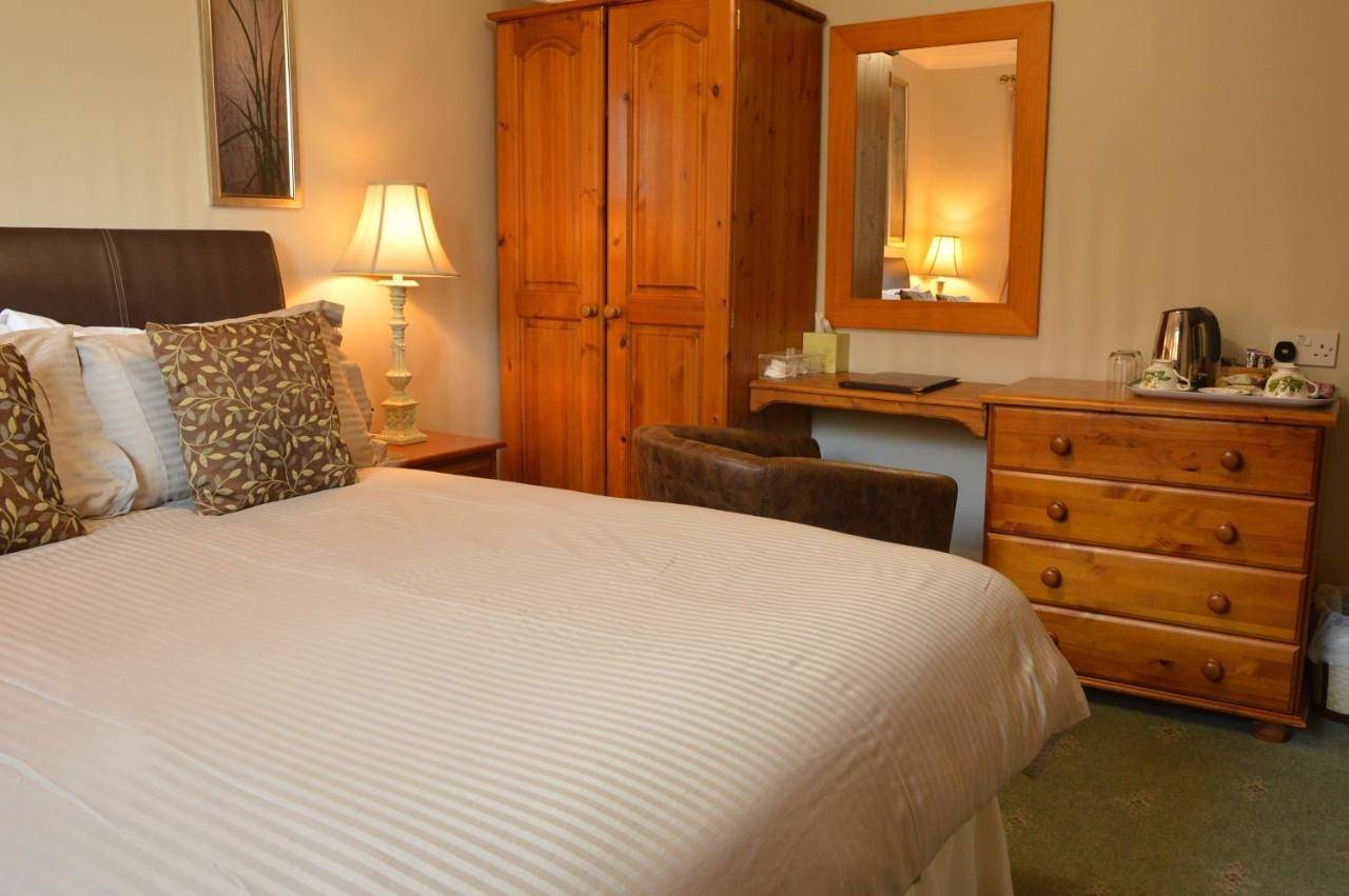 Twin Room with Garden View in Carmarthenshire