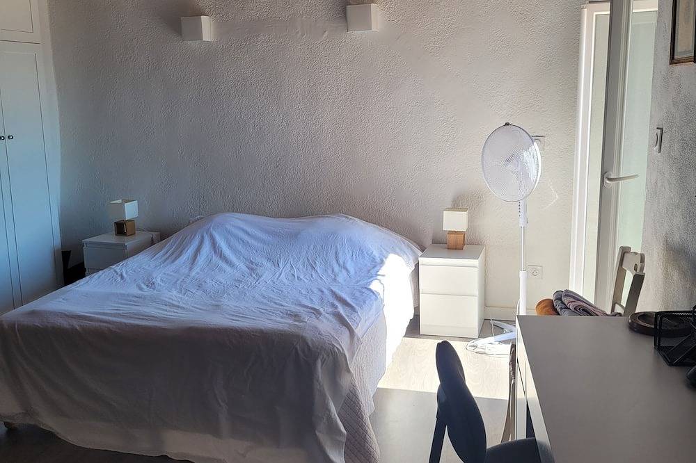 Agréable Maison Typique De Village Rénové in Calenzana, Calvi e dintorni