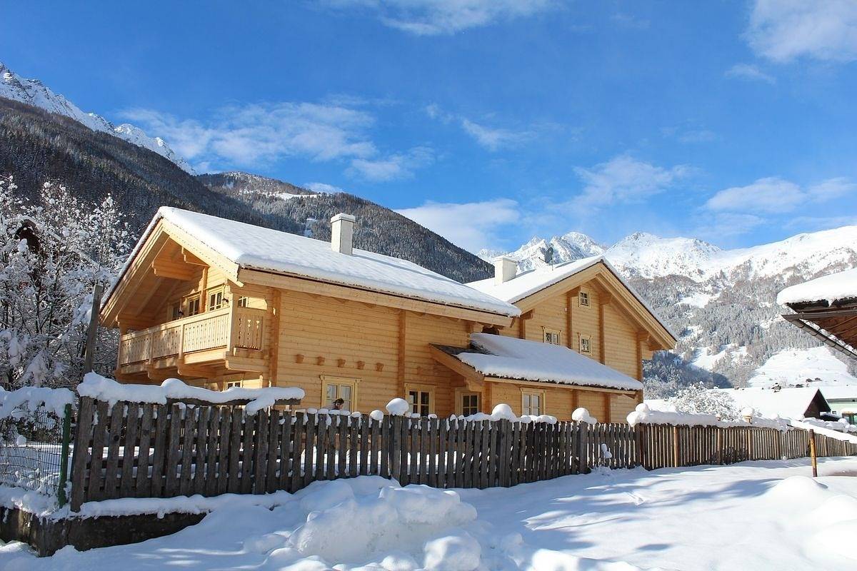 Schlosswirt Chalet I in Großkirchheim, Bezirk Spittal an der Drau