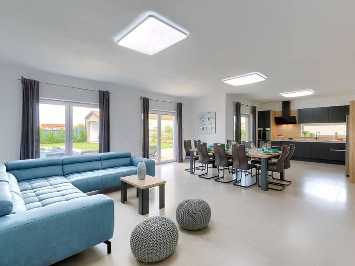 Ferienhaus für 10 Personen, mit Garten und Pool in Sisan - 3