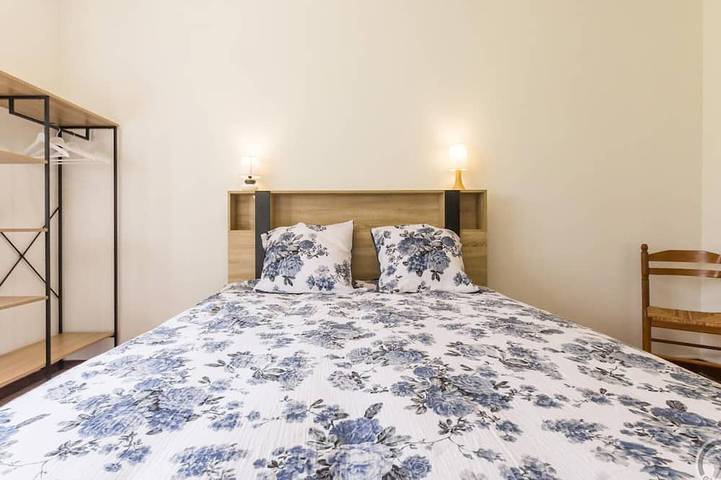 Gîte pour 6 personnes, avec jardin à Saint-Laurent-de-Terregatte - 3