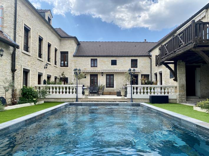 Gîte pour 30 personnes, avec jardin et balcon