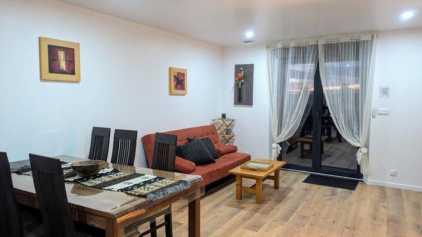 Location de vacances pour 10 personnes, avec vue et jardin à La Roche-sur-Foron - 3