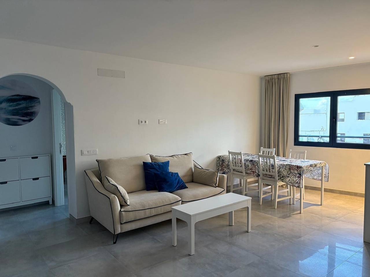 Casa Rociega - Montaña Clara 2: Casa Vacacional con Wi-Fi in Playa Famara, Teguise