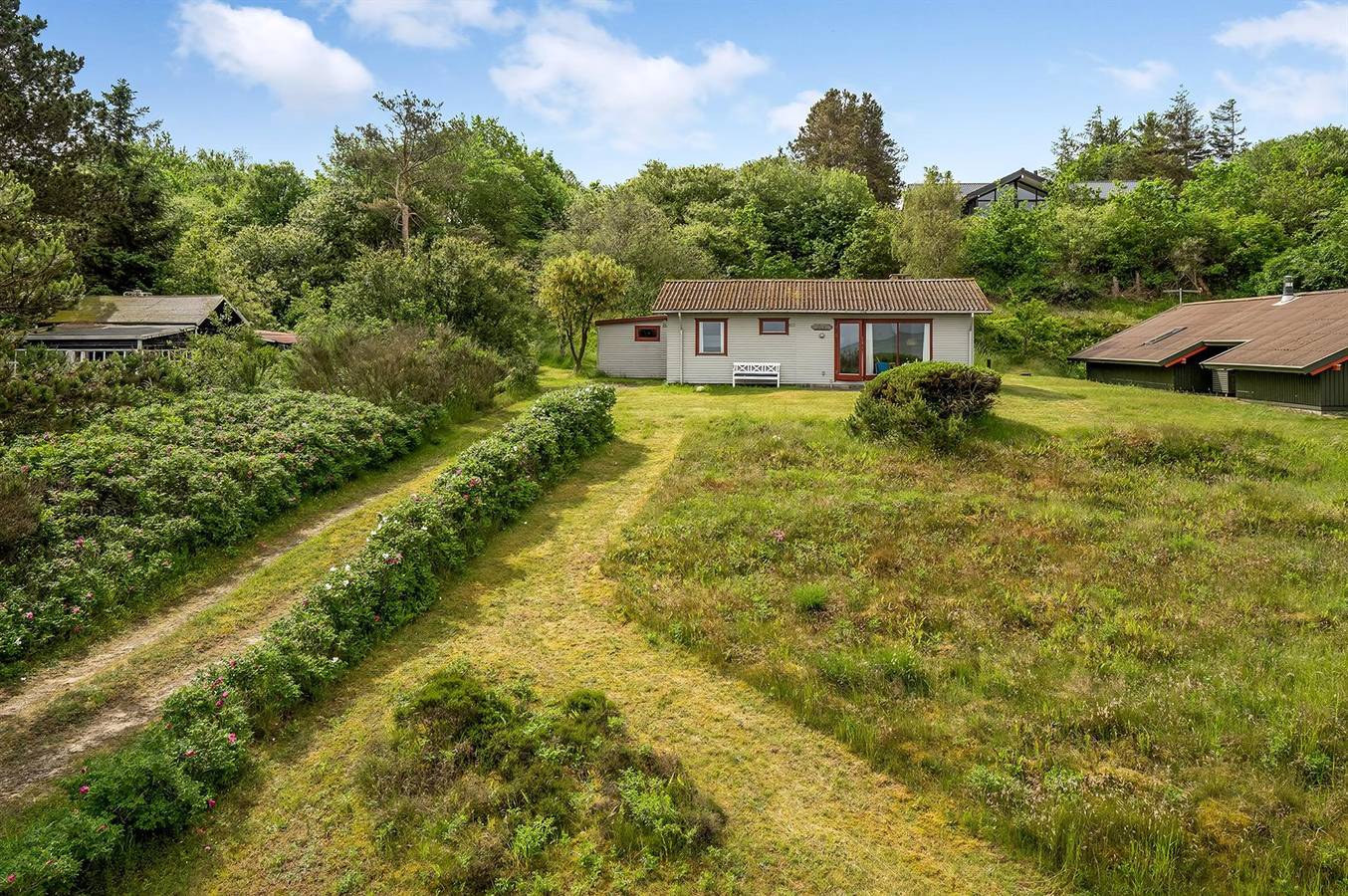 Pet friendly home in Glesborg with house sea view in Bønnerup Strand, Glesborg