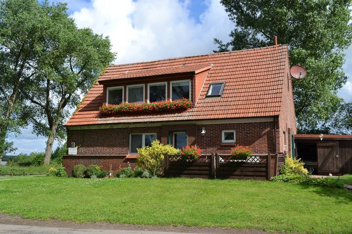 Ferienwohnung für 4 Personen, mit Terrasse und Garten in Hagen im Bremischen