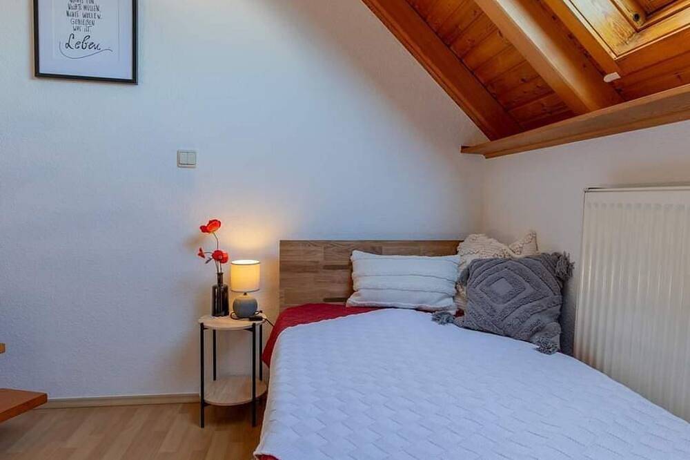 Ganze Wohnung, Ferienwohnung Pfalzzeit - Ferienwohnung, Dusche oder Bad, Wc, 2 Schlafräume in Bad Bergzabern, Südliche Weinstraße
