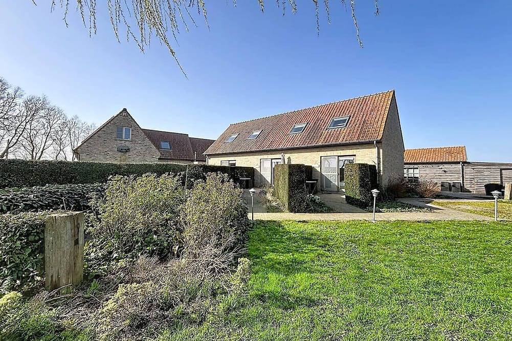 Entre champs et mer – spacious holiday  countryhouse in Veurne, Westflandern