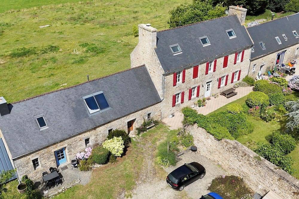 New: Ker Louarn in Ploubezre, Ceinture Dorée