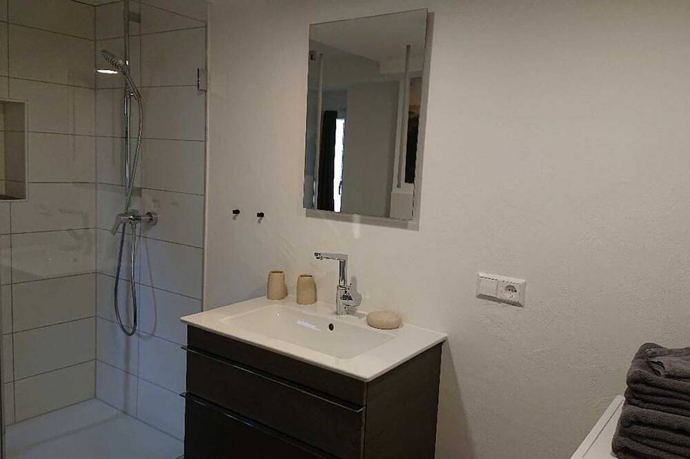 Ganze Wohnung, Ferien im Heckenland in Kenzingen, Südschwarzwald