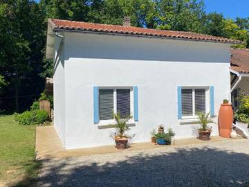 Gîte pour 4 personnes, avec jardin à Édon (Charente)
