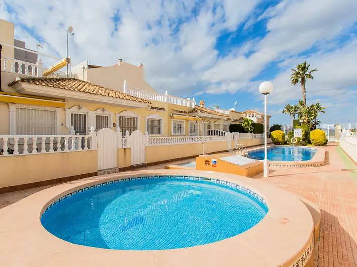 Casa rural para 4 personas, con piscina y terraza en Los Alcázares - 2