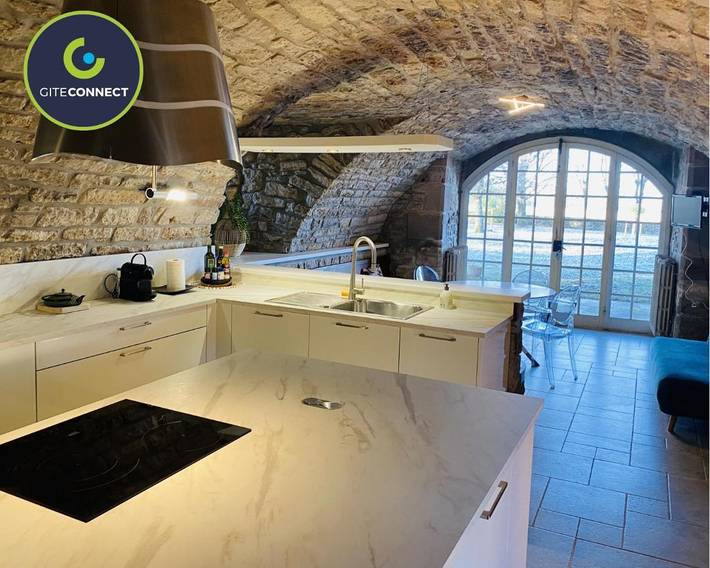 Appartement de vacances pour 4 personnes, avec jardin ainsi que piscine et terrasse