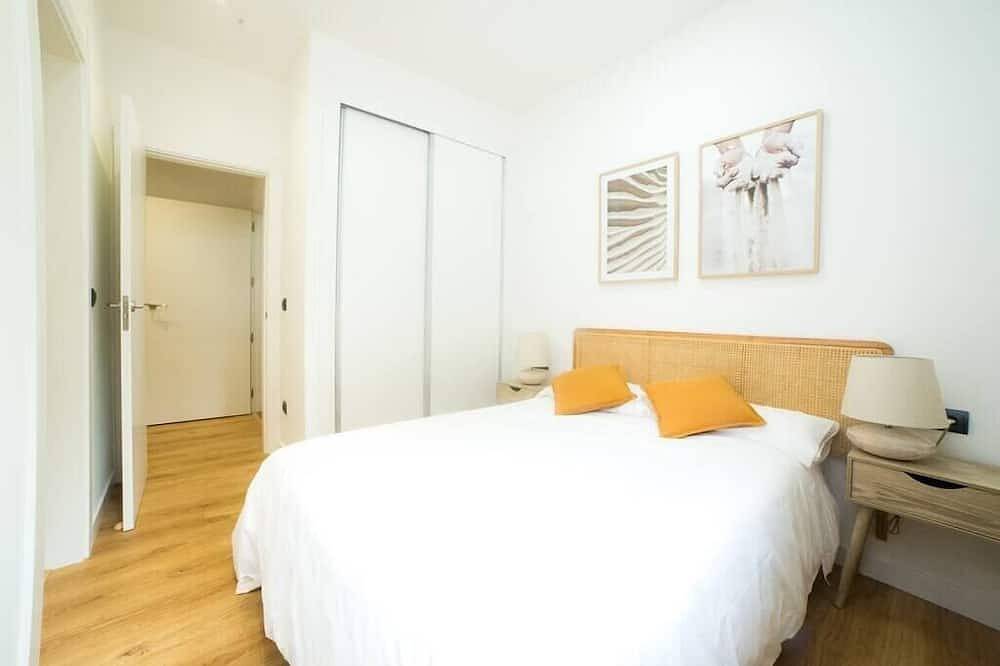 Entire apartment, Bright New Apartment - Green area/Cozy/Quiet/Wifi in Valladolid, Valladolid Province