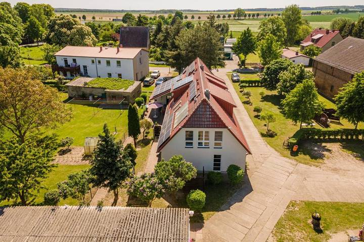Ferienwohnung für 4 Personen, mit Terrasse und Garten sowie Seeblick in Röbel-Müritz - 3