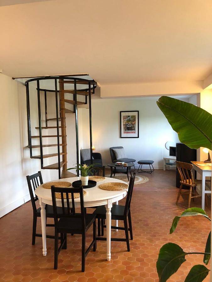 Gîte pour 4 personnes, avec jardin à Jurançon - 3