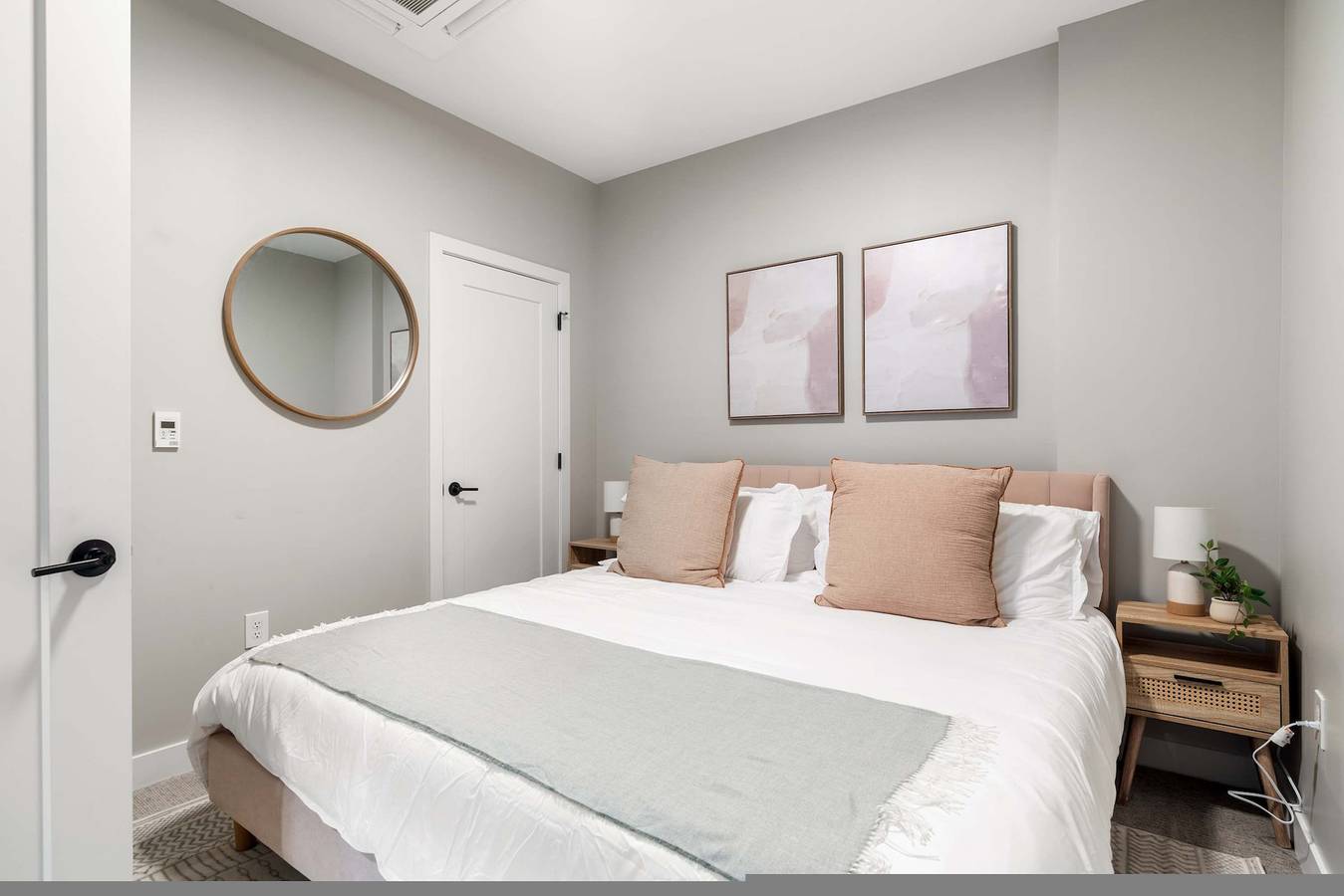 Ganze Wohnung, Cozysuites Otr Downtown 2Br w gym rooftop in Cincinnati, Hamilton County (OH)