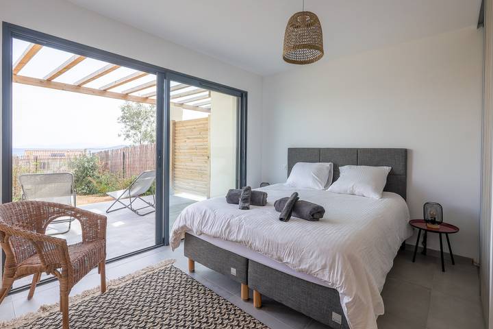 Gîte pour 4 personnes, avec jardin et terrasse à Lumio - 4