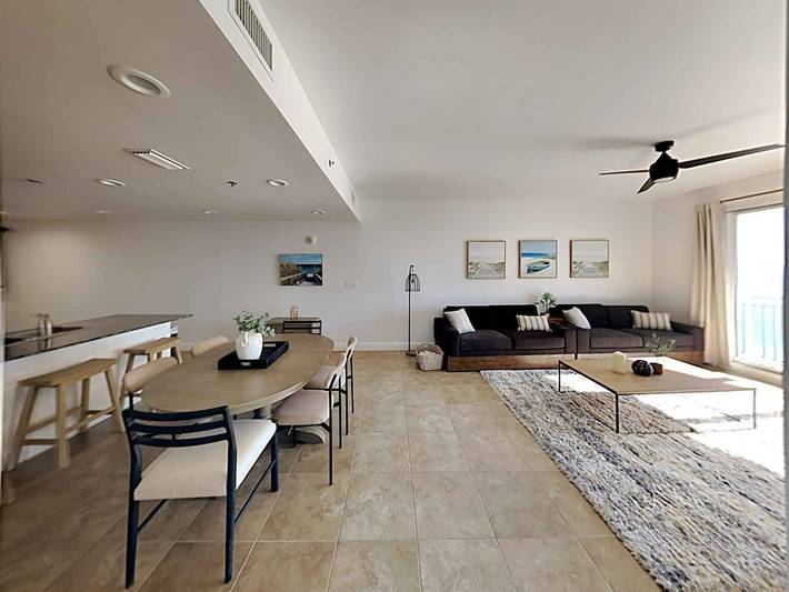 Ferienwohnung für 13 Personen, mit Pool und Whirlpool sowie Balkon - 1