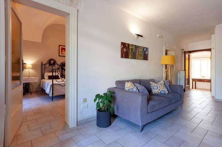 Casa di campagna di lusso con vasca idromassaggio all'aperto, lezione di cucina ad alta velocità Wi-Fi Adsl in Cisternino, Salento