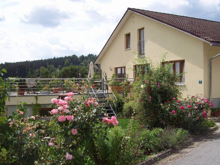 Ferienwohnung für 6 Personen, mit Terrasse und Garten in Rabenstein (Bayern)