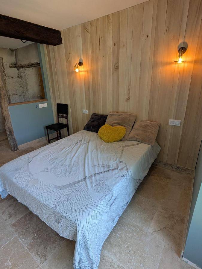 Gîte pour 4 personnes, avec Terrasse et Vue à Douville