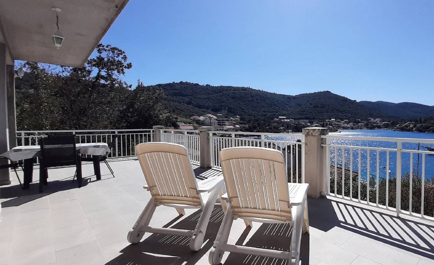 Ganze Wohnung, Ferienwohnung für 4 Personen mit Meerblick in Medvinjak, Korcula