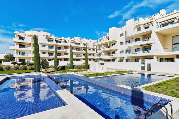 Ferienwohnung für 6 Personen, mit Balkon und Pool, kinderfreundlich