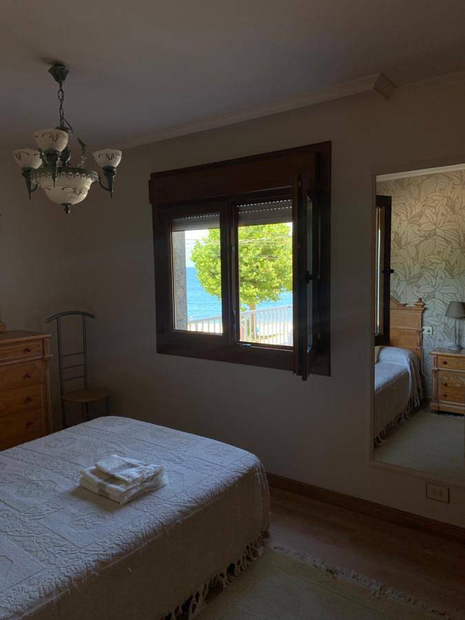 Apartamento entero, Three-Bedroom Apartment in Praia de Agrelo (Bueu), Bueu