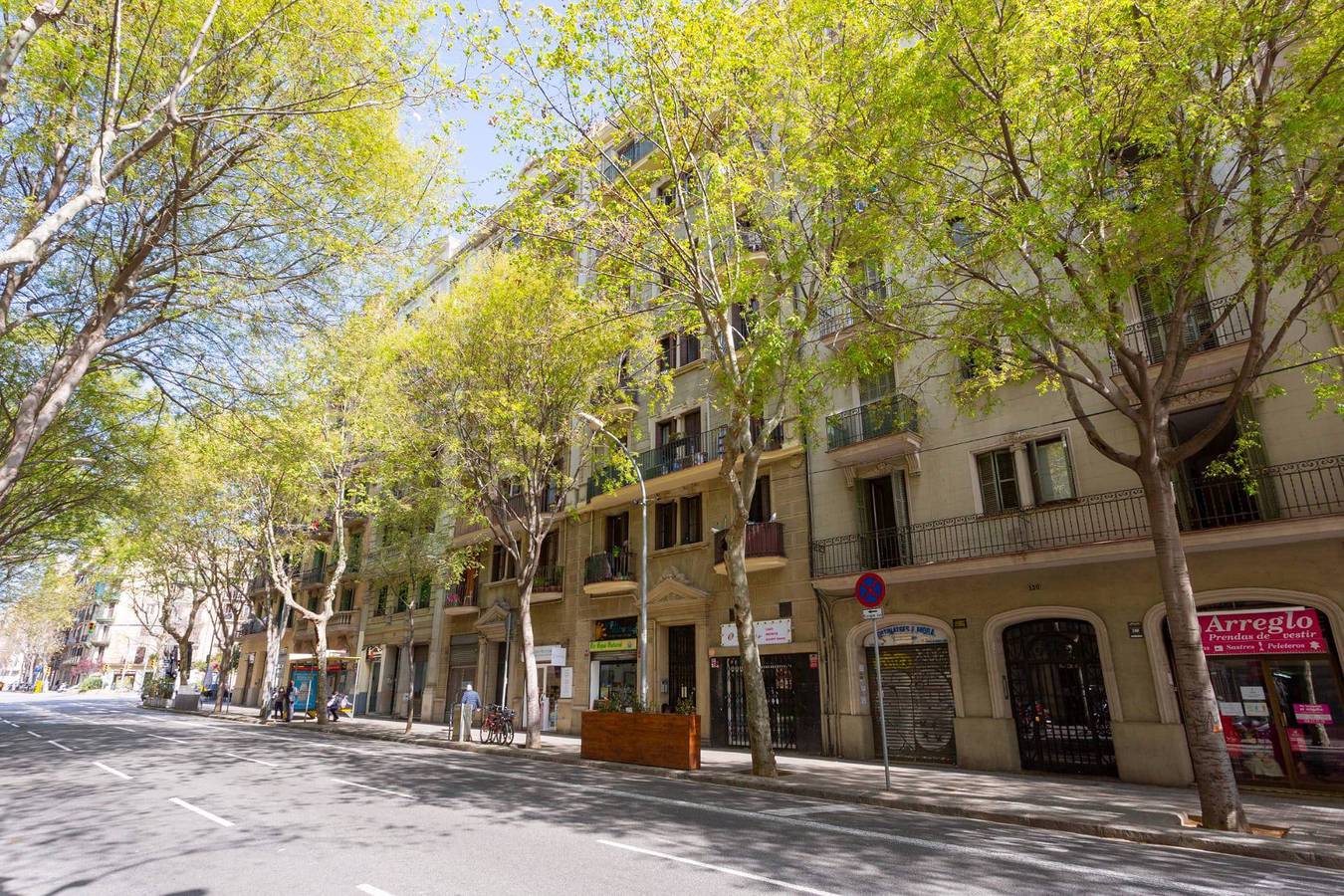 Geheel appartement, Vakantieappartement voor 4 personen met balkon in Barcelona Centre, Barcelona