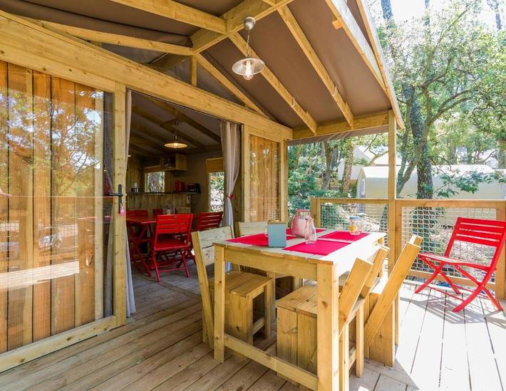 Gîte pour 5 personnes, avec balcon ainsi que vue et jardin