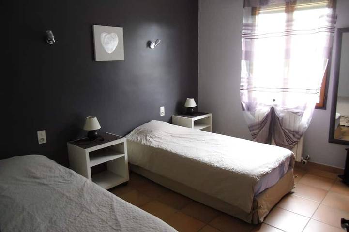 Location de vacances pour 6 personnes, avec jardin à Ménerbes - 3