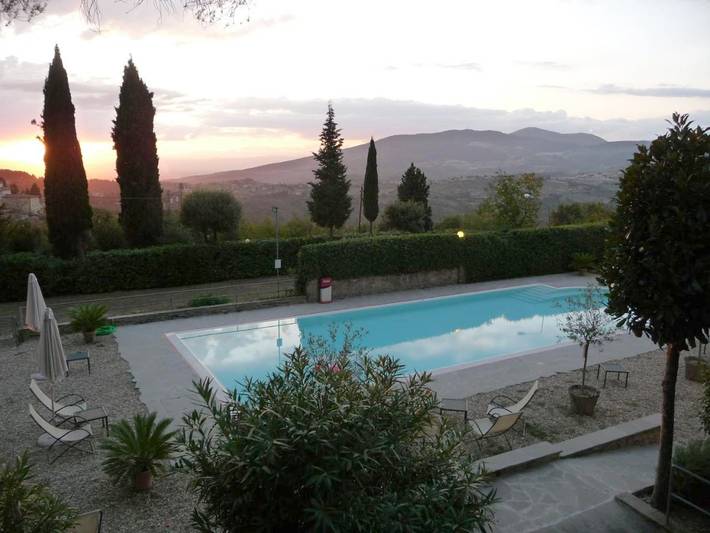 Appartamento per 2 persone, con giardino e piscina in Fiesole
