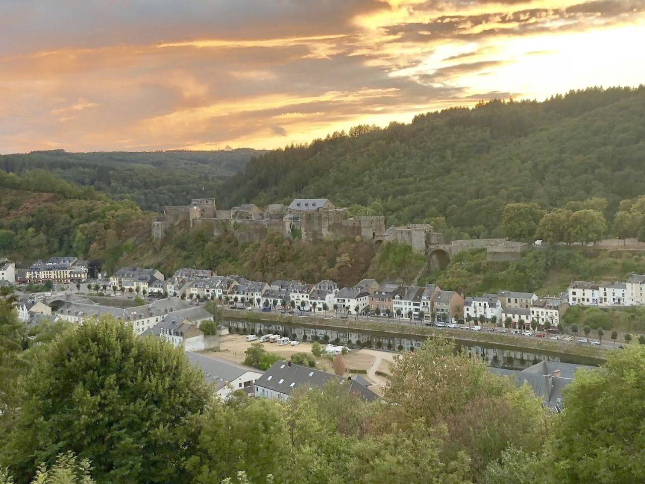 Auberge pour 1 personne avec jardin in Bouillon, Région de Neufchâteau