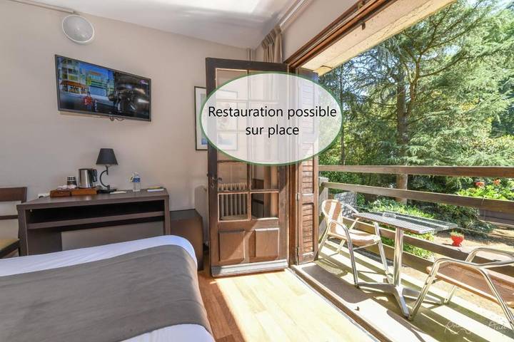 Hôtel pour 2 personnes, avec Terrasse et Jardin ainsi que Piscine et Vue