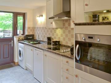Log Cabin for 2 People in Ingham (Norfolk), Norfolk, Photo 3