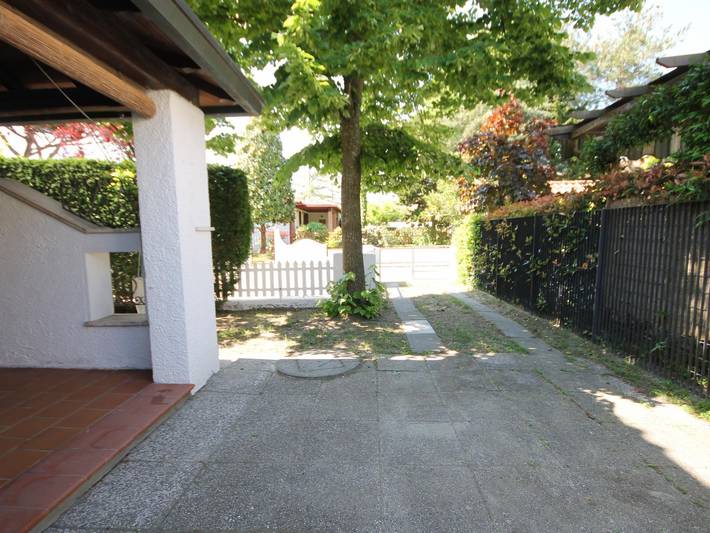 Location de vacances pour 6 personnes, avec jardin à Lido delle Nazioni - 3