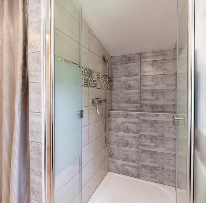 Location de vacances pour 6 personnes, avec piscine et jardin, animaux acceptés à Plumelin - 3