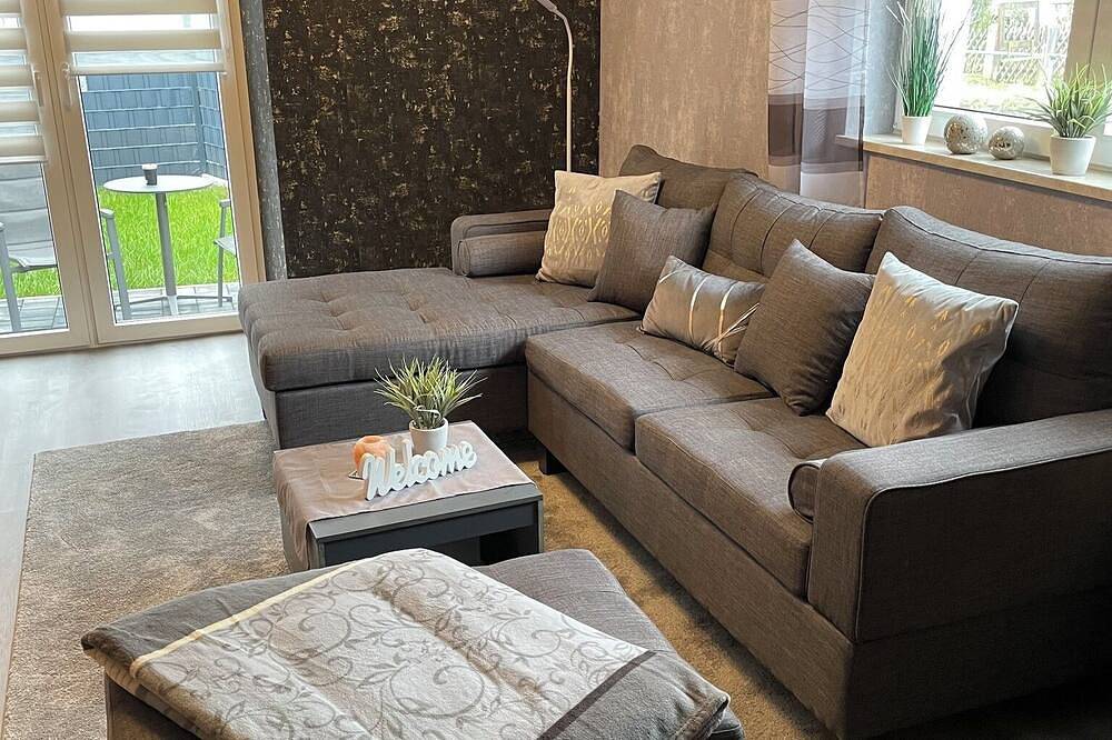 Ganze Wohnung, 90qm große Ferienwohnung auf zwei Etagen und mit Sauna in Steinwiesen, Frankenwald