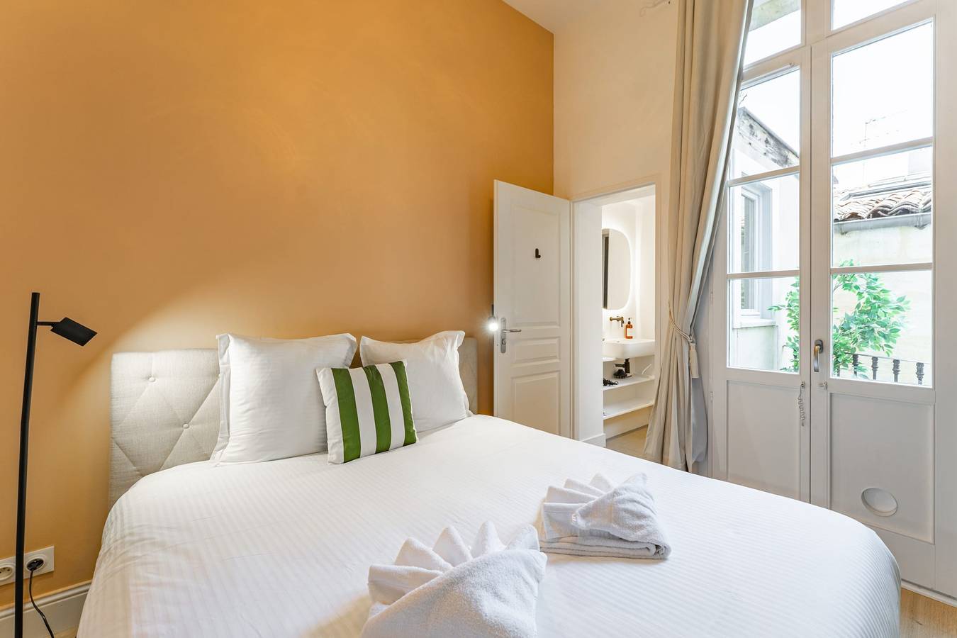 Ganze Wohnung, Ferienwohnung für 2 Personen mit Balkon in Bordeaux, Bordeaux und Umgebung