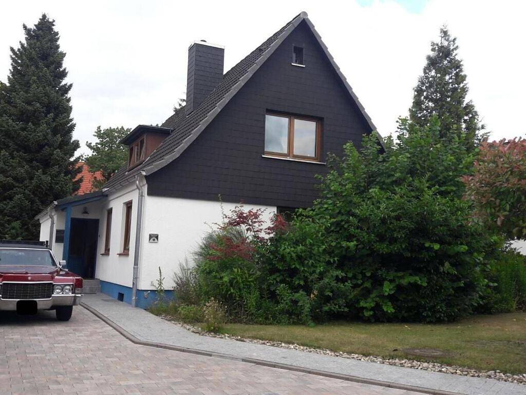 Lübeck St Lorenz Comfortable holiday residence in Lübeck (Stadt), Lübeck