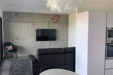 Cottage pour 4 personnes, avec terrasse ainsi que jardin et jacuzzi, animaux acceptés dans Plage de Bréhec