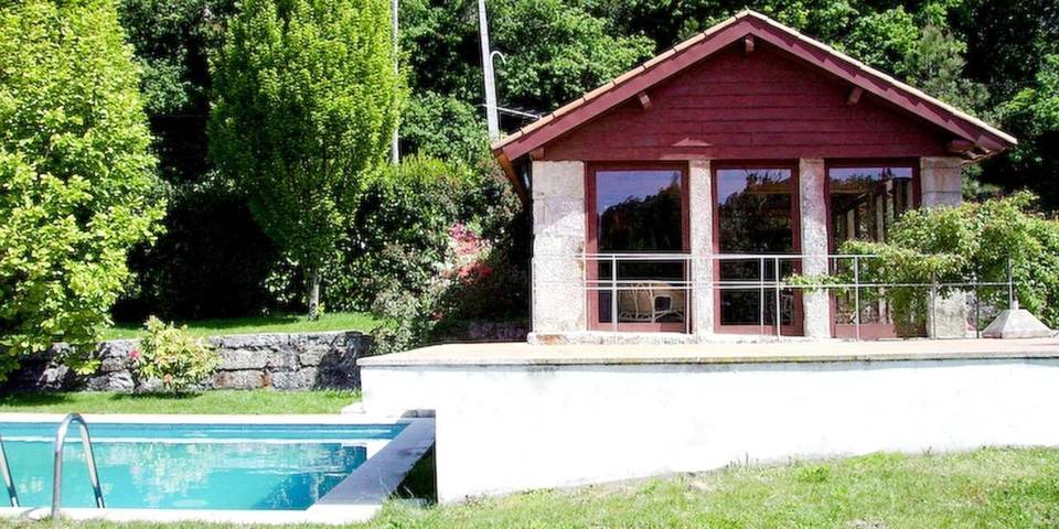 Casa rural para 2 pessoas, com Varanda e Terraço e ainda Jardim and Piscina em Lousada